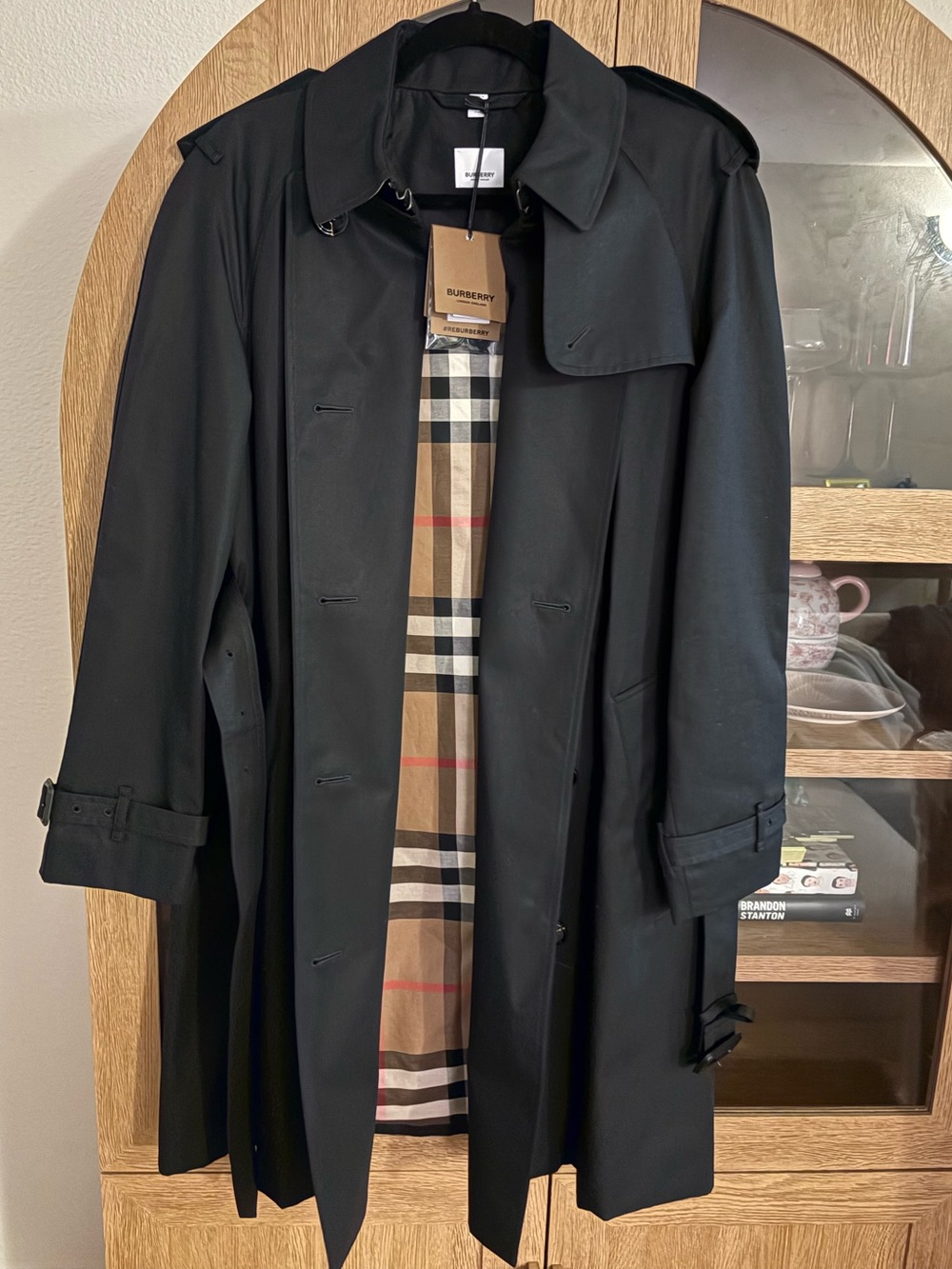 BRAND NEW Black Burberry Black Trench Coat with Classic Check Lining